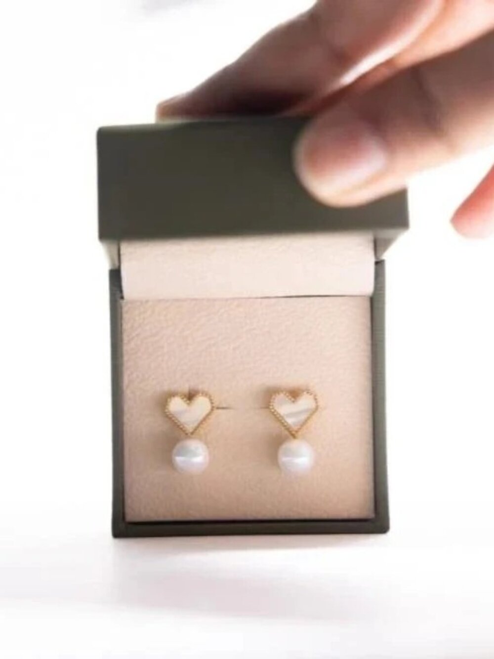 Gold Heart Pearl Drop Earrings - Elegant Women's Jewelry for Everyday Wear